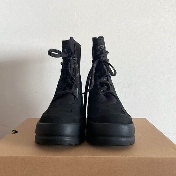 UGG Lug Platform Lace-Up Combat Boots Black Women Size 7 - Picture 5 of 13